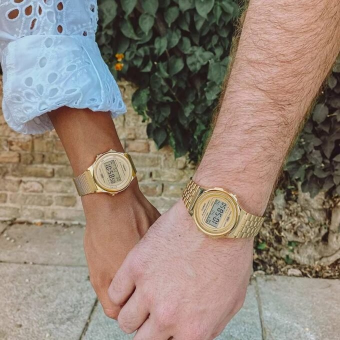 Casio Montre Homme A171WEG-9ADF - Bracelet en Acier Inoxydable - Or