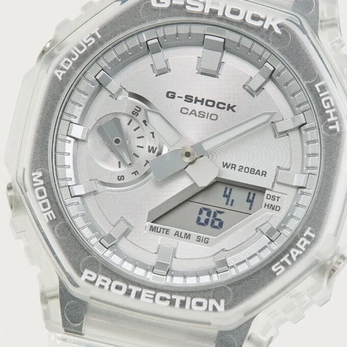 Montre Casio G-Shock GA-2100BM-7A8DR - Homme - Résistance aux chocs, Étanche 200m, Chronomètre, Heure mondiale - Résine/Carbone - Transparent argenté