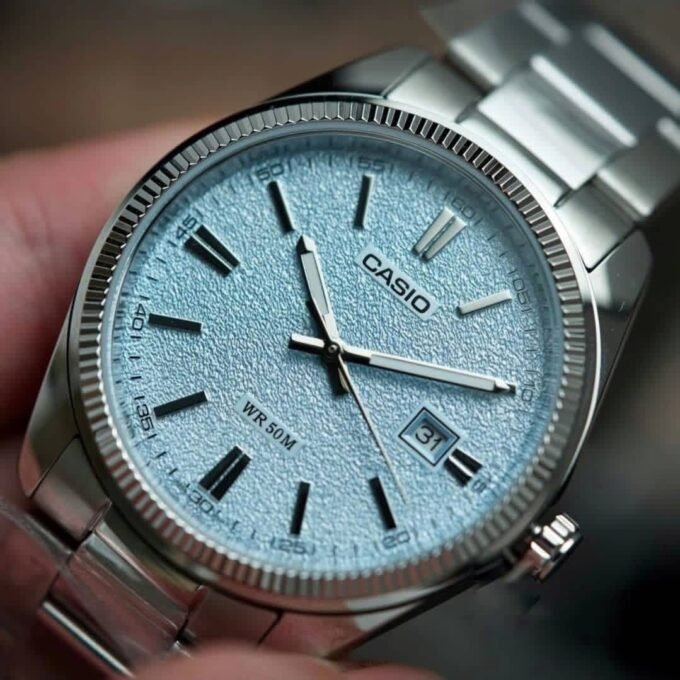 Montre Classique Casio MTP-1302DA - Homme - Cadran Analogique, Affichage Date, Étanche 50m - Acier Inoxydable - Noir - MTP-1302DA-2A2VDF