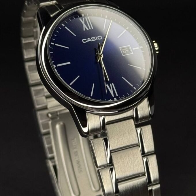 Montre Homme Casio MTP-V002D-2B3UDF - Bracelet en acier inoxydable - Argent