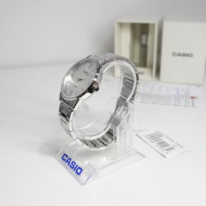 Montre Classique Casio - Unisexe - Quarz, Étanche, Design Élégant, Bracelet Fin - Acier - MTP-1303DD-7AVDF