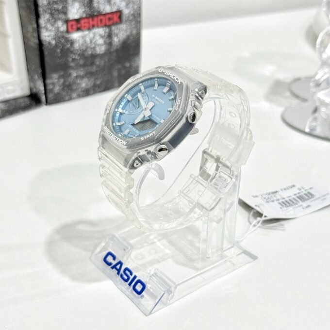 Casio G-Shock GA-2100BM-7A2DR - Montre Homme - Chronomètre, Heure Universelle, Étanche 20 bar - Résine Carbone - Cadran Bleu Métallisé