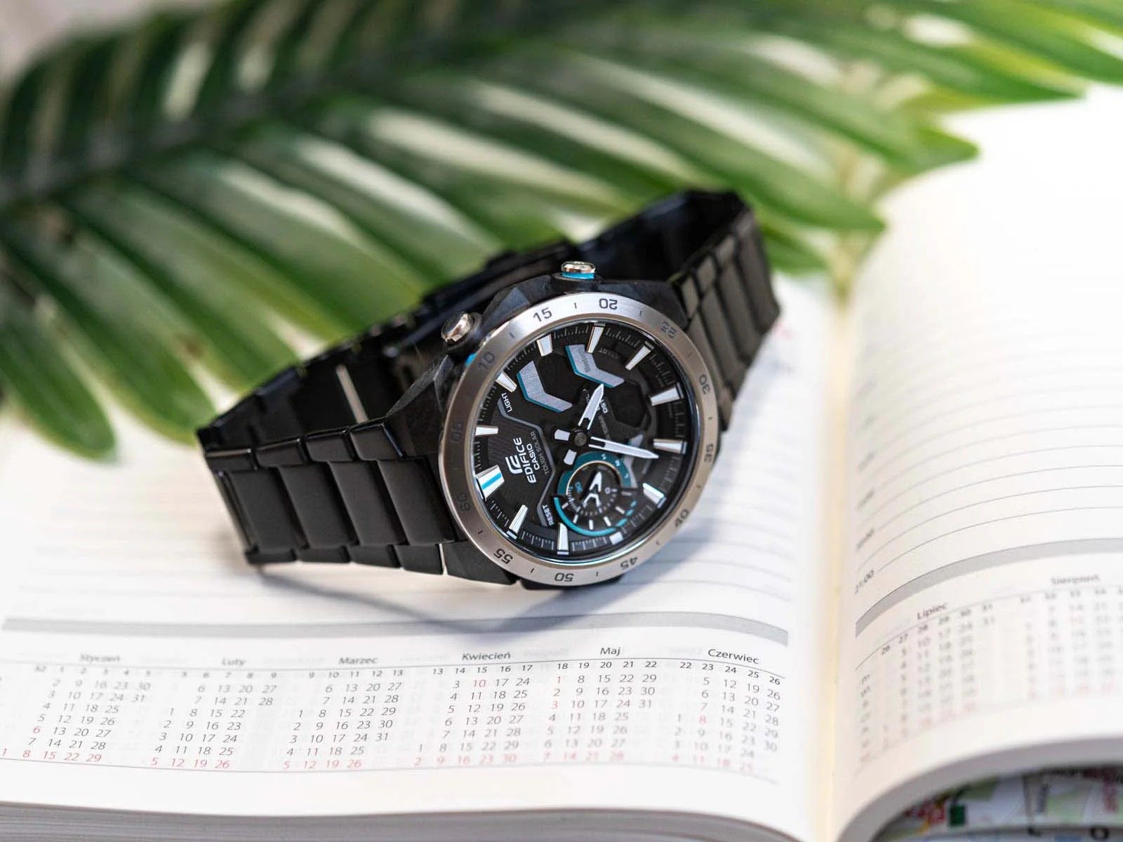 montre classique homme casio edifice ecb 2200dd 1adf – acier inoxydable, chronographe, Étanche, bracelet métal – argent – référence ecb 2200dd 1adf