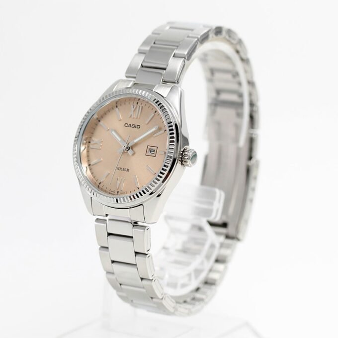 Montre Casio LTP-1302DD-4A2VDF Femme - Bracelet Acier Inoxydable, Résistance 50m, Affichage Analogique, Verre Minéral - Placage Ionique - Rose Gold - LTP-1302DD-4A2VDF