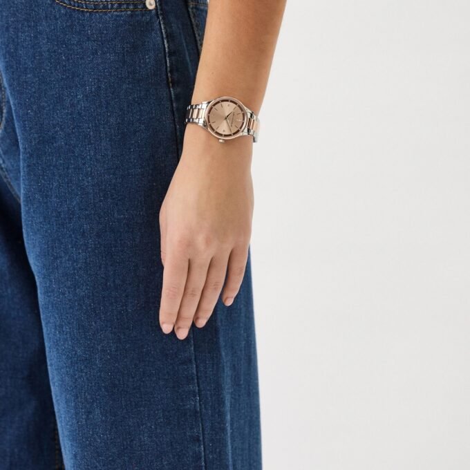 Montre Femme Trussardi T-Star 34 mm - Acier Argenté, Bracelet Métal Argent et Or Rose, Verre Minéral, Etanche 50 Mètres, Boucle Déployante, Garantie 2 Ans - R2453152511