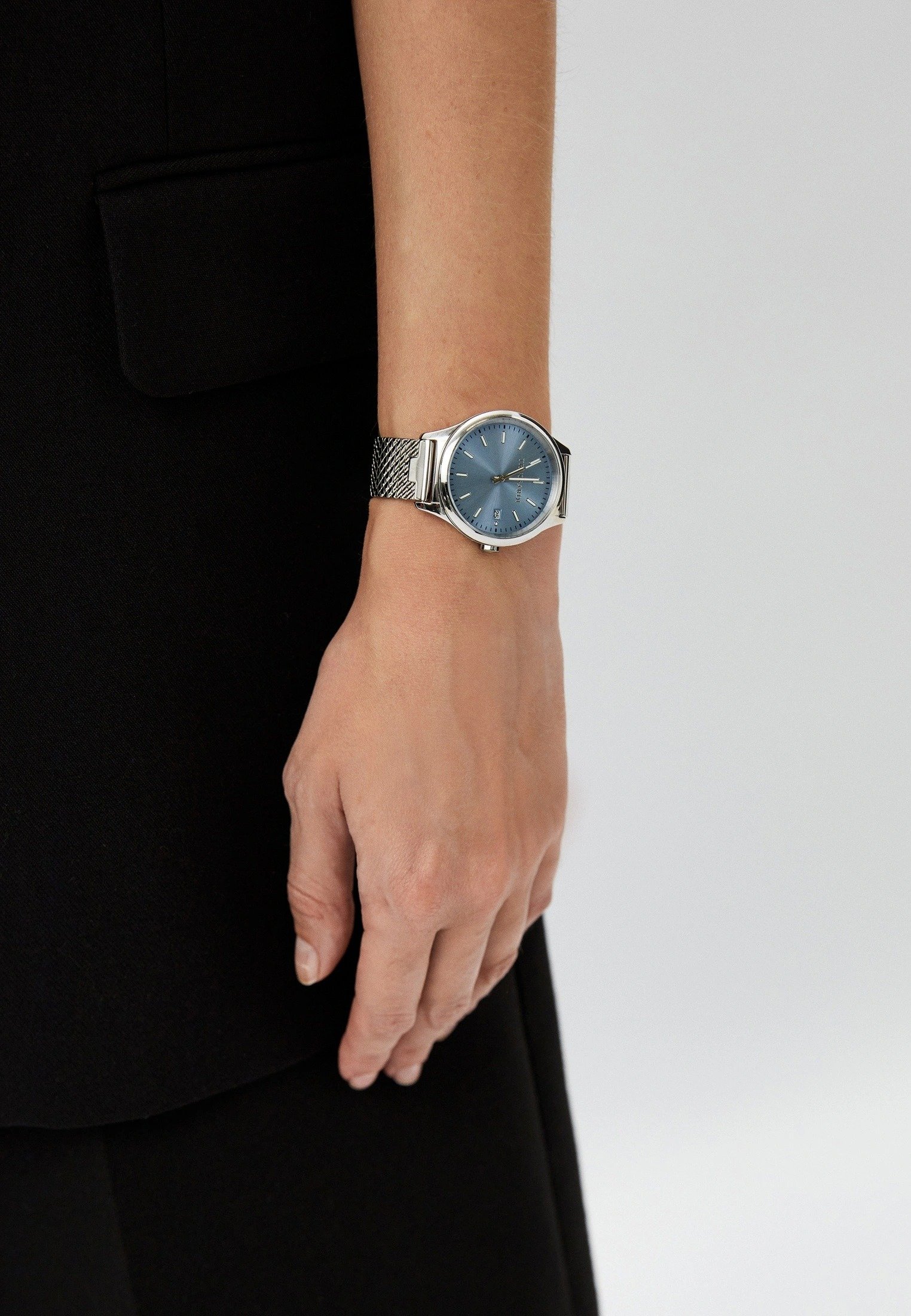 montre femme trussardi city life – analogique, date et heure, bracelet acier – montres – argenté – r2453170507
