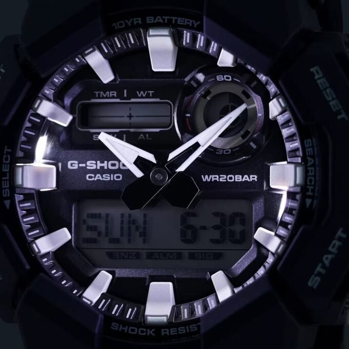 Montre Analogique-Digitale - G-SHOCK - Homme - Résistante aux Chocs, Étanche 200m, Batterie 10 Ans, LED Haute Luminosité - Bio-résine - Noir - Référence GA-010-1ADR