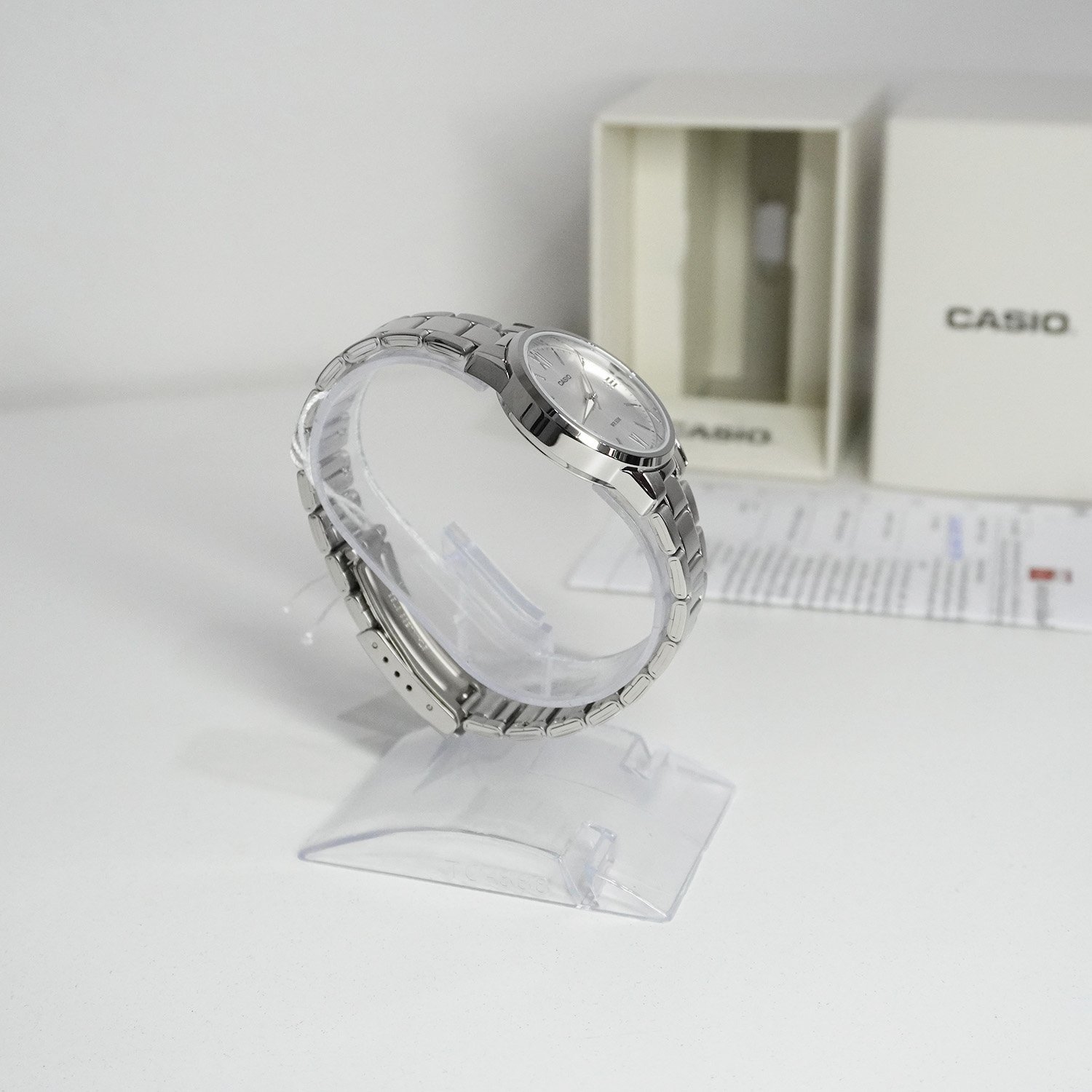 Montre-Classique-CASIO-Femme-Quarz-Etanche-Design-Elegant-Boitier-Fin-Acier-LTP-1303DD-7AVDF-LTP-1303DD-7AVDF