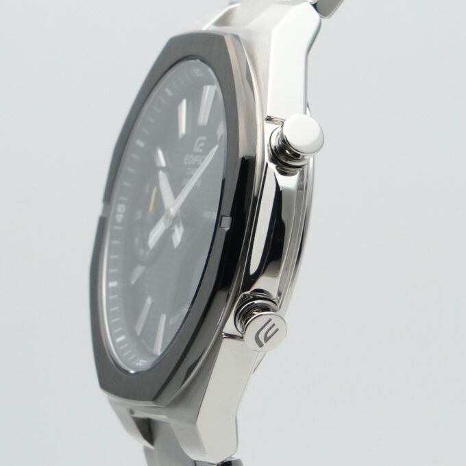 Montre Homme Casio Edifice - Analogique, Numérique - Bracelet en Acier Inoxydable - Cadran Noir, Quartz, 100 m - ECB-S10DB-1ADF