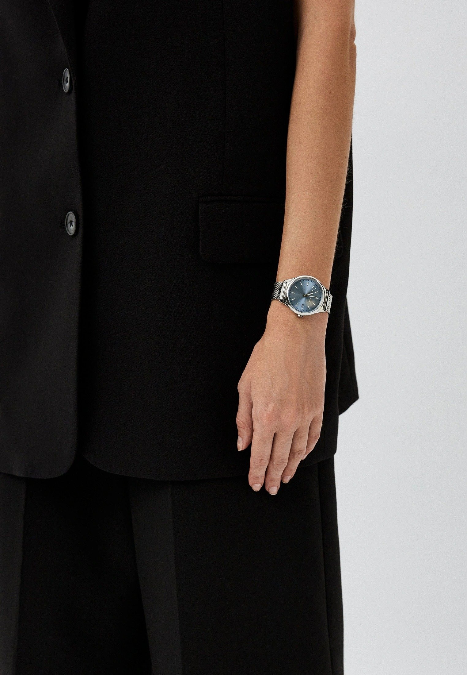 montre femme trussardi city life – analogique, date et heure, bracelet acier – montres – argenté – r2453170507