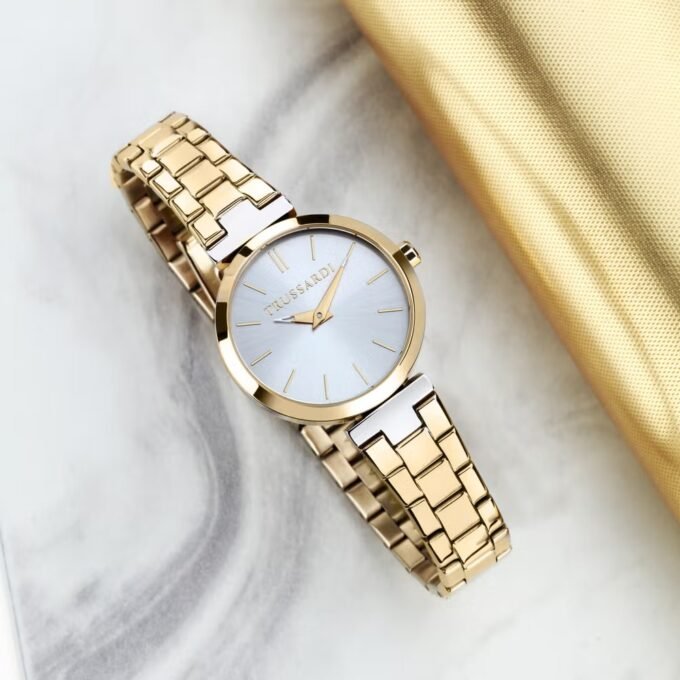 Montre Femme Trussardi Loud - Acier inoxydable, Cadran rond blanc 30mm, Bracelet bi-couleur doré, Résistante 50 Mètres - R2453164507