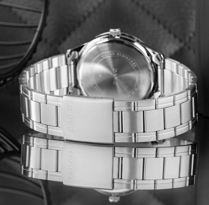 Montre Homme Casio MTP-V005D-2B4UDF - Bracelet en acier inoxydable - Affichage analogique -Résistant à l'eau