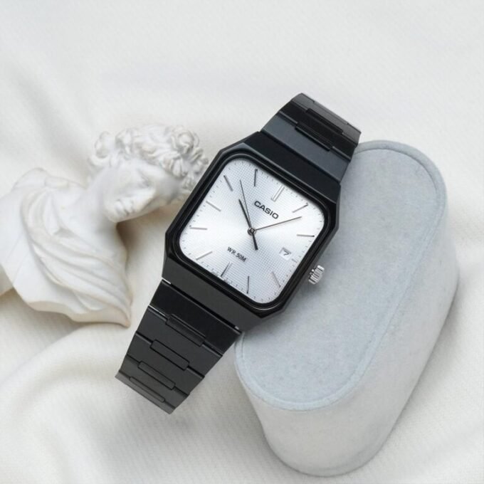 Montre Classique Casio MTP-B185B-7AVDF - Quarz, Étanche, Aiguilles Lumineuses, Date - Acier - Noir - MTP-B185B-7AVDF
