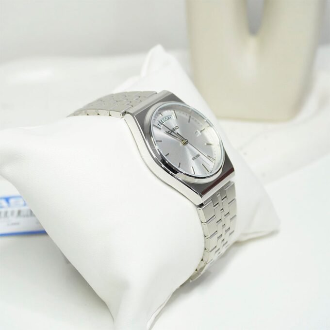 Montre Homme Casio MTP-B146D-7AVDF – Acier inoxydable, 40,8 mm, Bracelet acier, Résistante 50m, Affichage jour/date, Précision ±20s/mois, Verre minéral, 3 ans autonomie