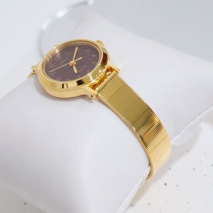 Montre femme Casio LTP-B170G-5BVDF acier inoxydable doré, cadran blanc, mouvement analogique, verre minéral, étanche 50m, bracelet doré, garantie 1 an