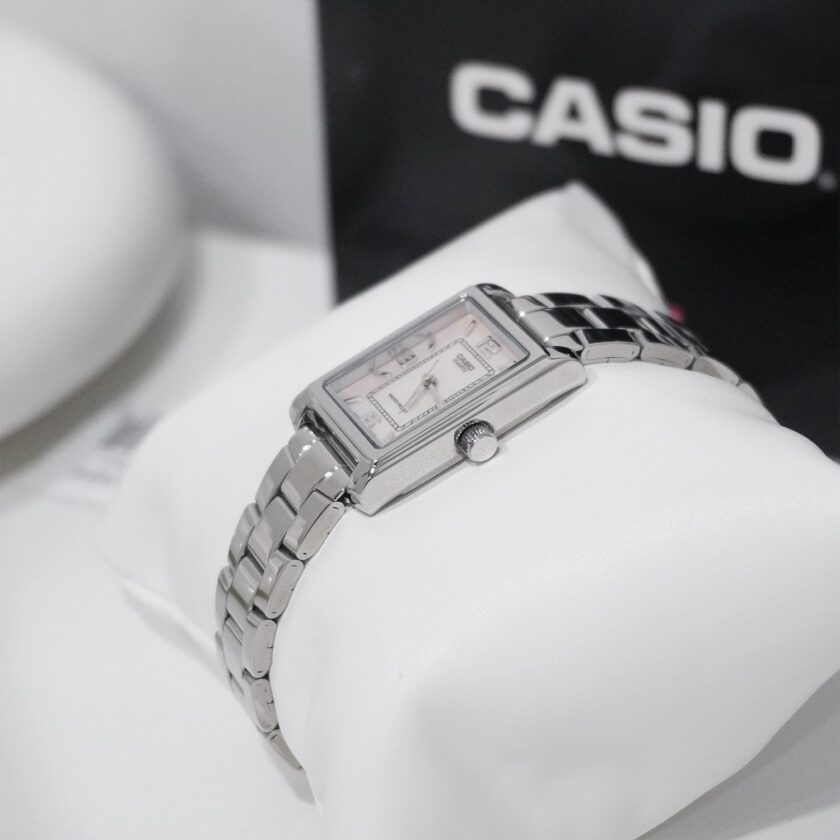 montre classique femme design Élégant, bracelet acier inoxydable, résistante à leau, mouvement quartz acier rose référence ltp 1234ds 4adf
