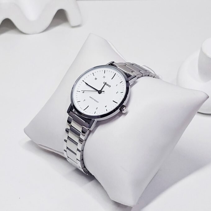 Montre Homme Casio LTP-VT03D-7BDF – Acier Inoxydable, Bracelet Métal, Résistante à l’Eau, Verre Minéral, Précision ±20s/mois, 40x34mm – Argent