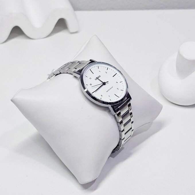 Montre Homme Casio LTP-VT03D-7BDF – Acier Inoxydable, Bracelet Métal, Résistante à l’Eau, Verre Minéral, Précision ±20s/mois, 40x34mm – Argent