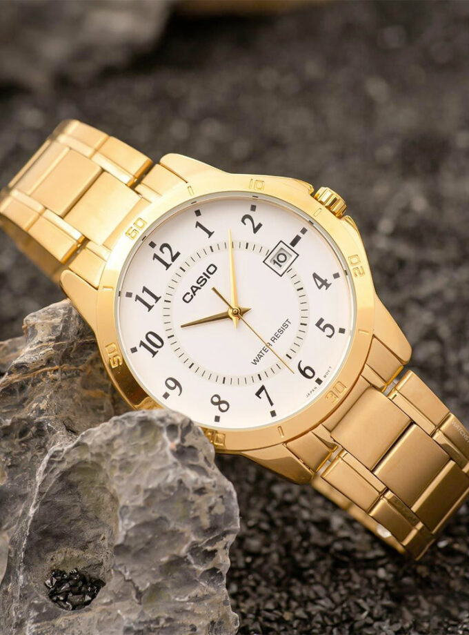 montre homme casio mtp v004g 7budf bracelet en acier inoxydable or affichage analogique résistant à l'eau