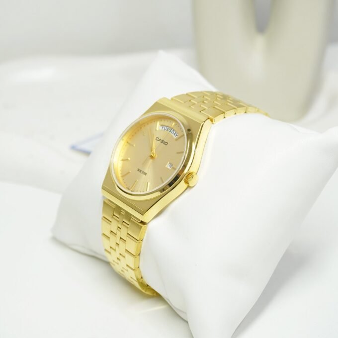 Montre Casio MTP-B146G-9AVDF Homme - Chronographe, Étanche 50m, Bracelet Acier Inoxydable - Plaqué Or - MTP-B146G-9AVDF