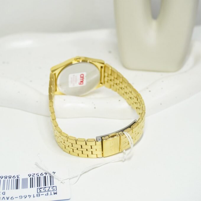 Montre Casio MTP-B146G-9AVDF Homme - Chronographe, Étanche 50m, Bracelet Acier Inoxydable - Plaqué Or - MTP-B146G-9AVDF