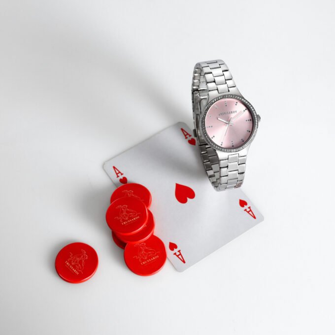 montre femme trussardi t essenza 32mm acier argent quartz etanche 5atm boucle déployante résistant aux éclaboussures r2453172505