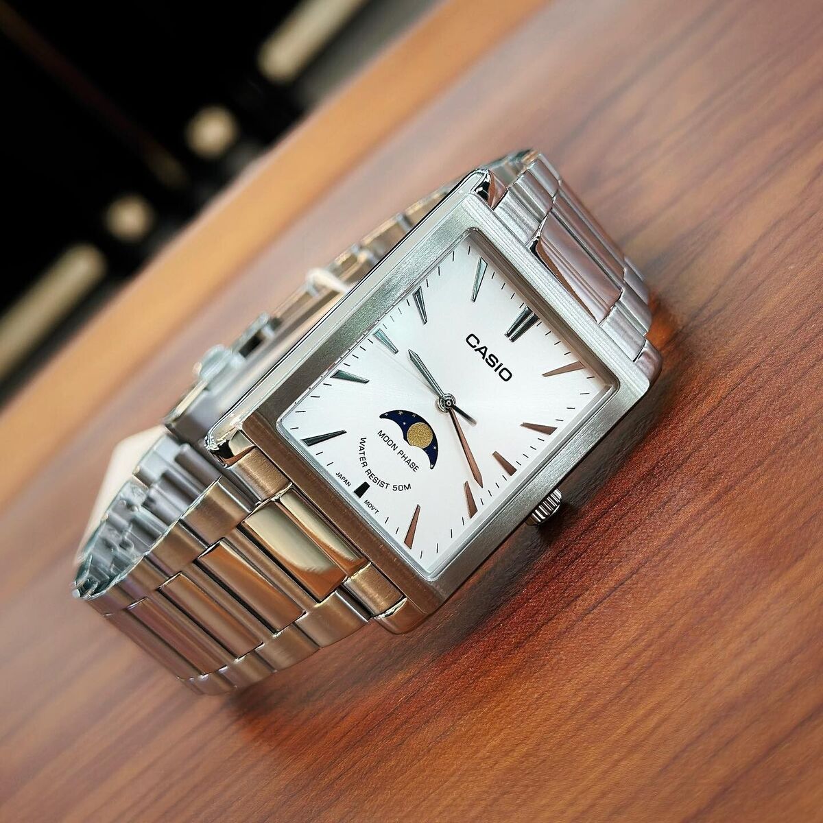 montre homme casio mtp m105d 7avdf bracelet en acier inoxydable affichage analogique résistant à l'eau