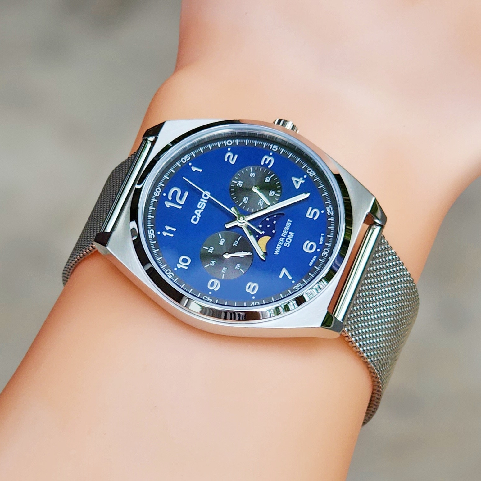 montre homme casio mtp m300m 2avdf bracelet en acier inoxydable affichage analogique résistant à l'eau